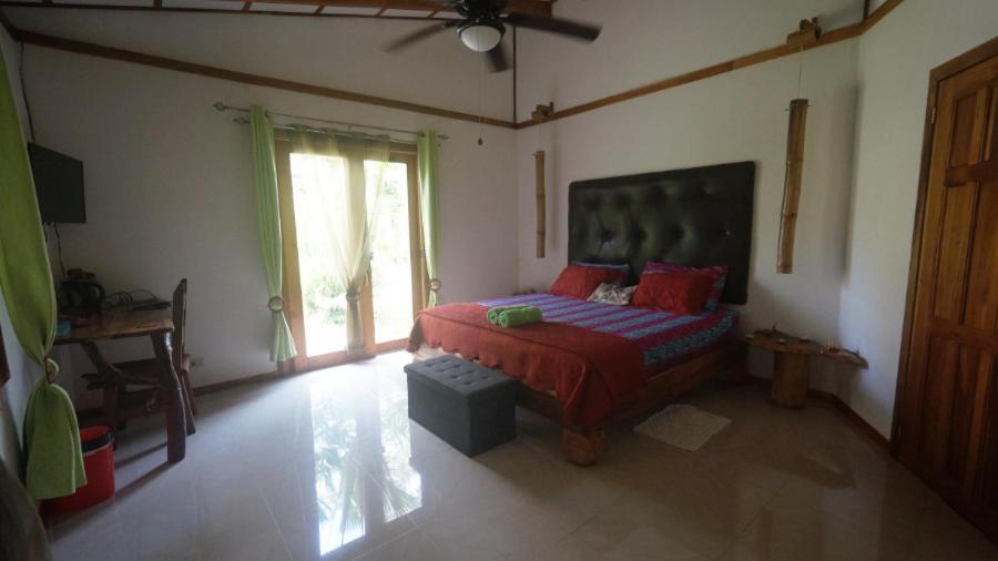Casa De Los Amigos Caribena Cahuita Kültér fotó