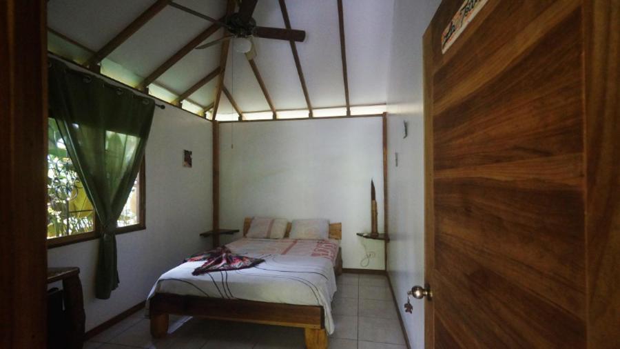 Casa De Los Amigos Caribena Cahuita Kültér fotó